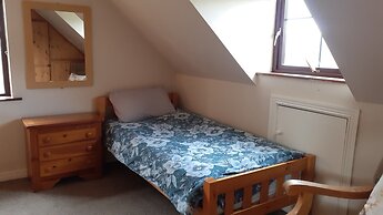 Cuckoo Tree House, Glengarriff, Beara Peninsula