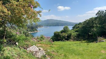 Cuckoo Tree House, Glengarriff, Beara Peninsula