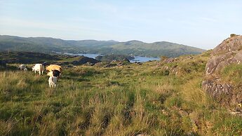 Cuckoo Tree House, Glengarriff, Beara Peninsula