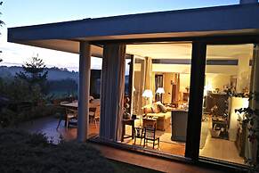 Liiiving - Countryside Pool Villa