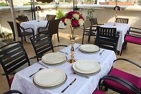 Hotel El Mimosa Complex