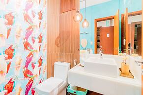 PF41 House 6 Bedrooms 300m from the Sea