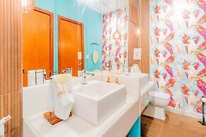 PF41 House 6 Bedrooms 300m from the Sea