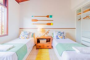 PF41 House 6 Bedrooms 300m from the Sea