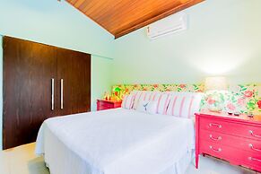 PF41 House 6 Bedrooms 300m from the Sea