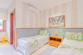 PF41 House 6 Bedrooms 300m from the Sea