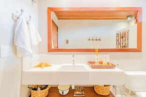 PF41 House 6 Bedrooms 300m from the Sea