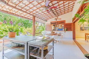 PF41 House 6 Bedrooms 300m from the Sea