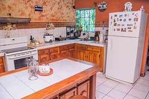 Gardens House, Airport Juan Santamaría, Alajuela, San Jose