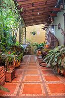 Gardens House, Airport Juan Santamaría, Alajuela, San Jose