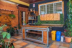 Gardens House, Airport Juan Santamaría, Alajuela, San Jose