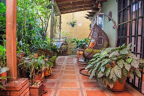 Gardens House, Airport Juan Santamaría, Alajuela, San Jose