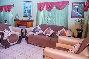 Gardens House, Airport Juan Santamaría, Alajuela, San Jose