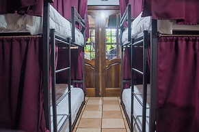 Gardens House, Airport Juan Santamaría, Alajuela, San Jose