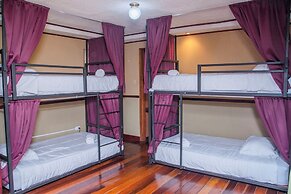 Gardens House, Airport Juan Santamaría, Alajuela, San Jose