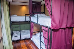 Gardens House, Airport Juan Santamaría, Alajuela, San Jose