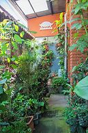 Gardens House, Airport Juan Santamaría, Alajuela, San Jose