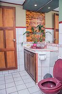 Gardens House, Airport Juan Santamaría, Alajuela, San Jose