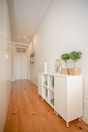 Liiiving - Downtown Balcony Studio