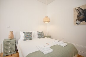 Liiiving - Downtown Balcony Studio