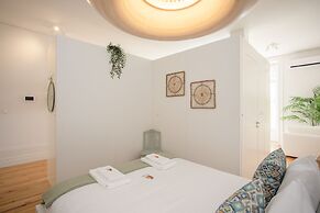 Liiiving - Downtown Balcony Studio