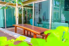 LUXURY CONDO STEPS FROM 5th AV & BEACH