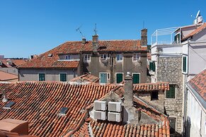 Luxury Rooms Rustic Chic