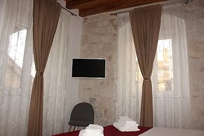 Luxury Rooms Rustic Chic