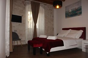 Luxury Rooms Rustic Chic