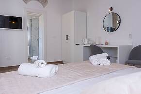 Luxury Rooms Rustic Chic