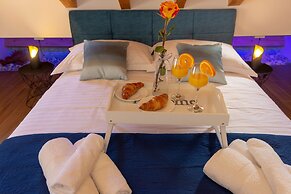 Luxury Rooms Rustic Chic