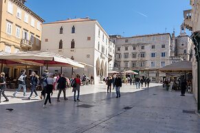 Luxury Rooms Rustic Chic