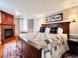 Four Columns Inn