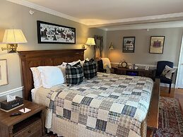 Four Columns Inn
