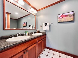 Four Columns Inn