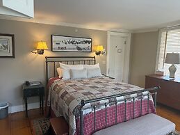 Four Columns Inn