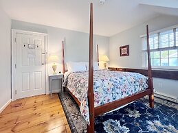 Four Columns Inn