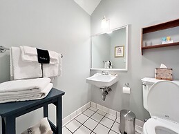 Four Columns Inn