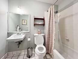 Four Columns Inn