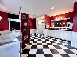 Four Columns Inn