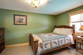 Snake River Roadhouse #4 Big Brown