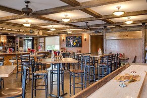 Snake River Roadhouse #4 Big Brown