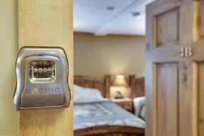 Snake River Roadhouse #4 Big Brown