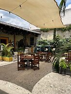 Volko Party Hostel