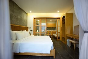 LIVIE DANANG ANTHUONG