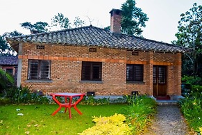 Gisakura Guest House