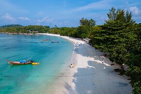 Lipe Garden Beach Resort