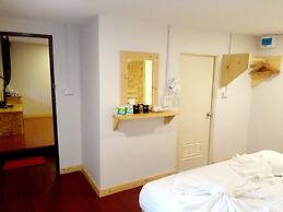 Lipe Garden Beach Resort