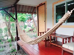 Lipe Garden Beach Resort