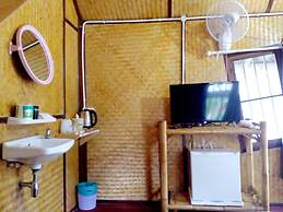 Lipe Garden Beach Resort